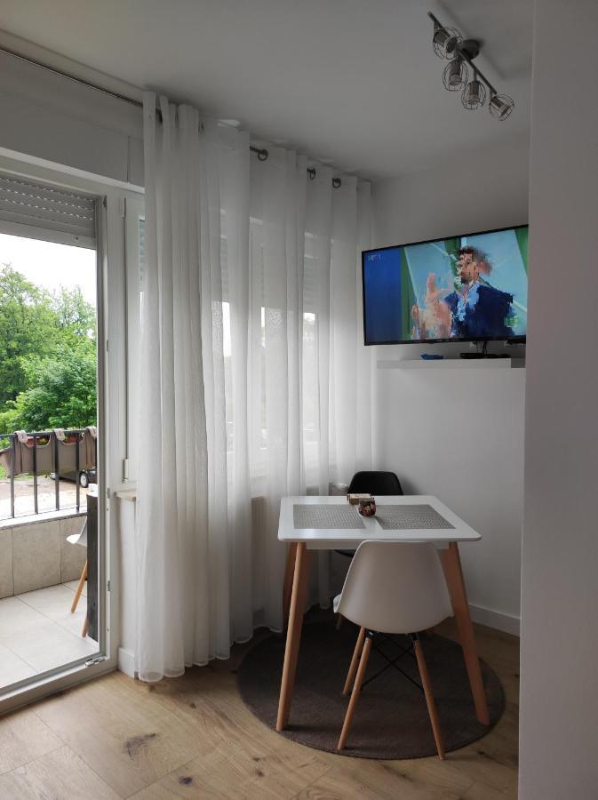 Studio Apartman Rose Apartment Plitvicka Jezera Bagian luar foto