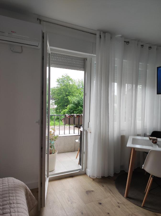 Studio Apartman Rose Apartment Plitvicka Jezera Bagian luar foto